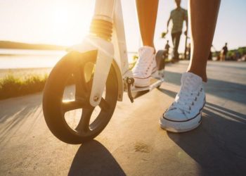 WIE VERBINDE MAN SNEAKERS?