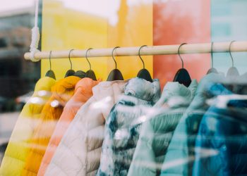 Jacken und Mäntel für Herbst und Winter – das heißt, wie man nicht friert und schauen modisch!